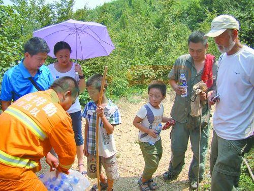 12名洛阳驴友山西山中被困两夜 6名消防官兵成功施救